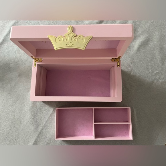 Kids Disney Princess Gold Icon Pink Lacquer Wood Jewelry Box Jewelry Organizer - Picture 7 of 15